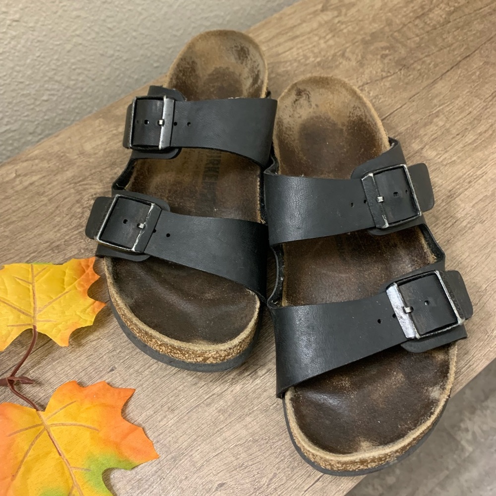 Birkenstock Arizona slides